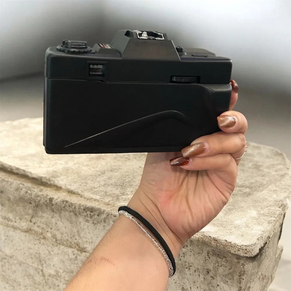 AKIRA 2000N Film Camera